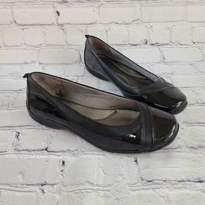 Life Stride Size 8W Deliberate Black Patent Leather Loafers Flats